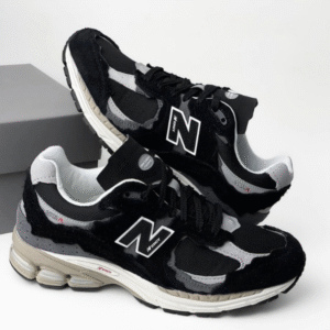 New Balance 2002R Protection