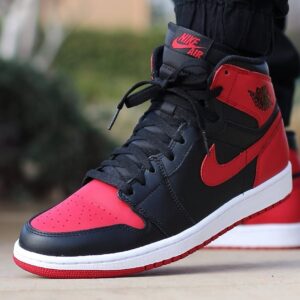 Nike AJ-1 Mid Banned